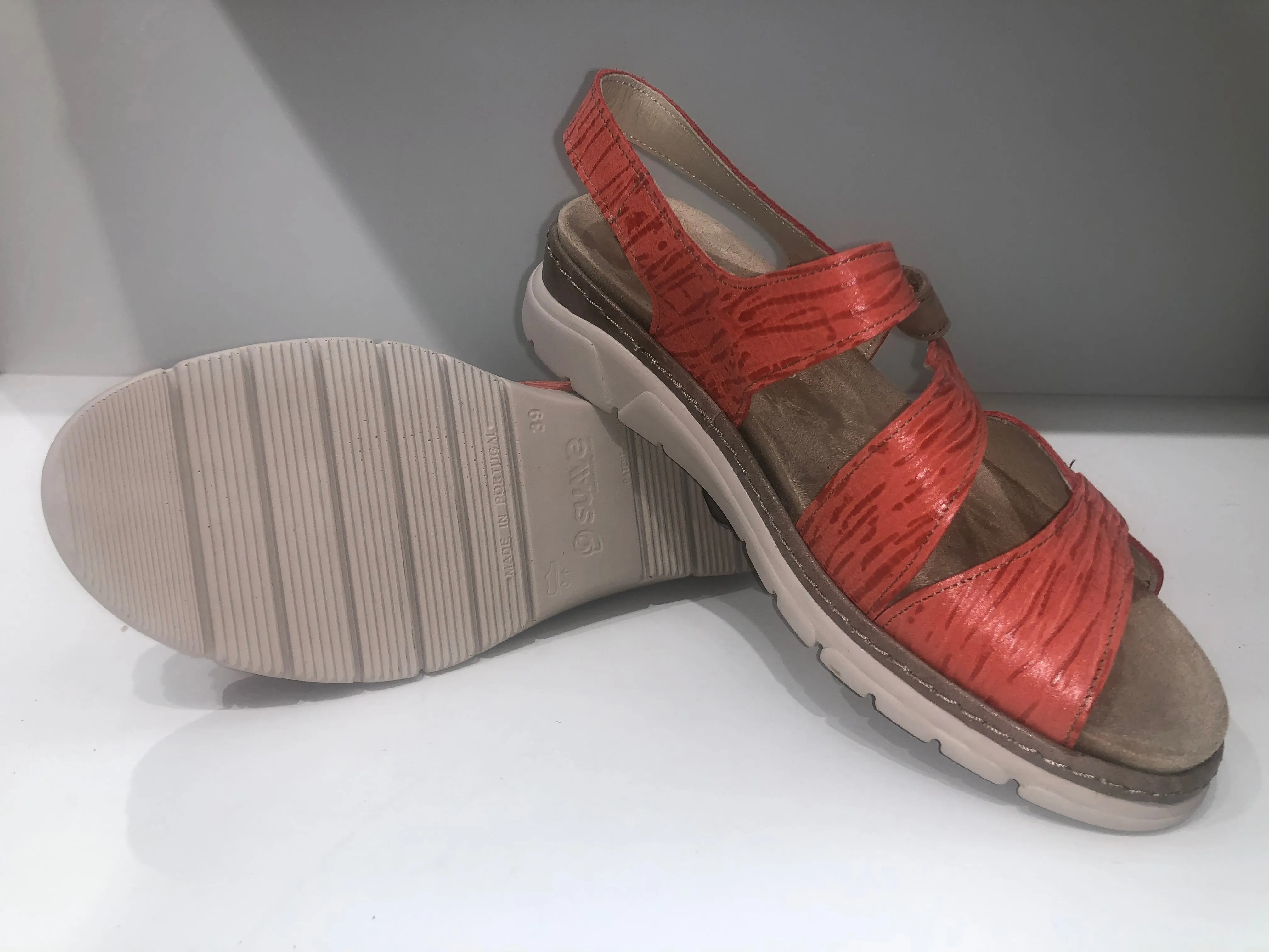 3372 RED