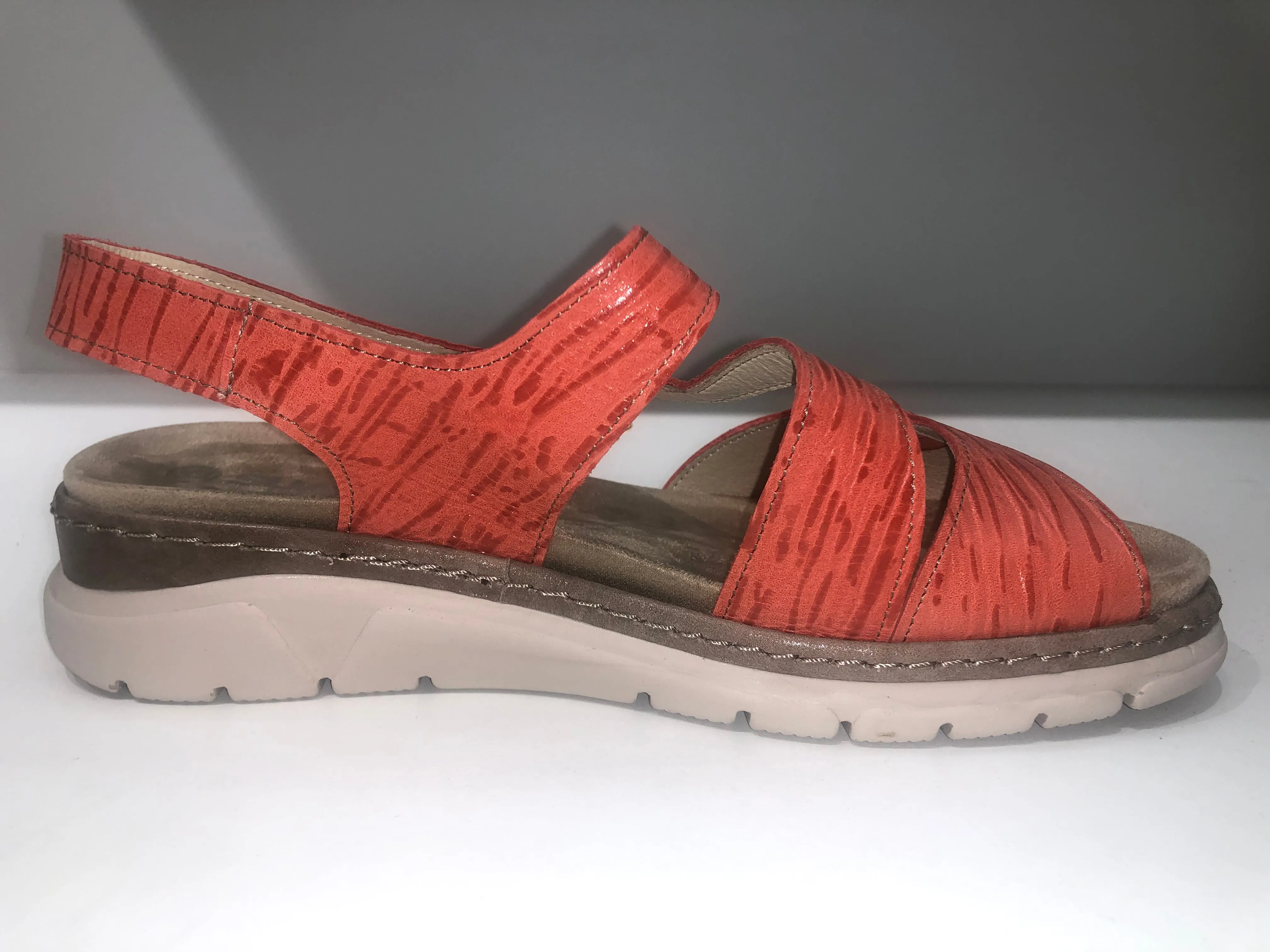 3372 RED