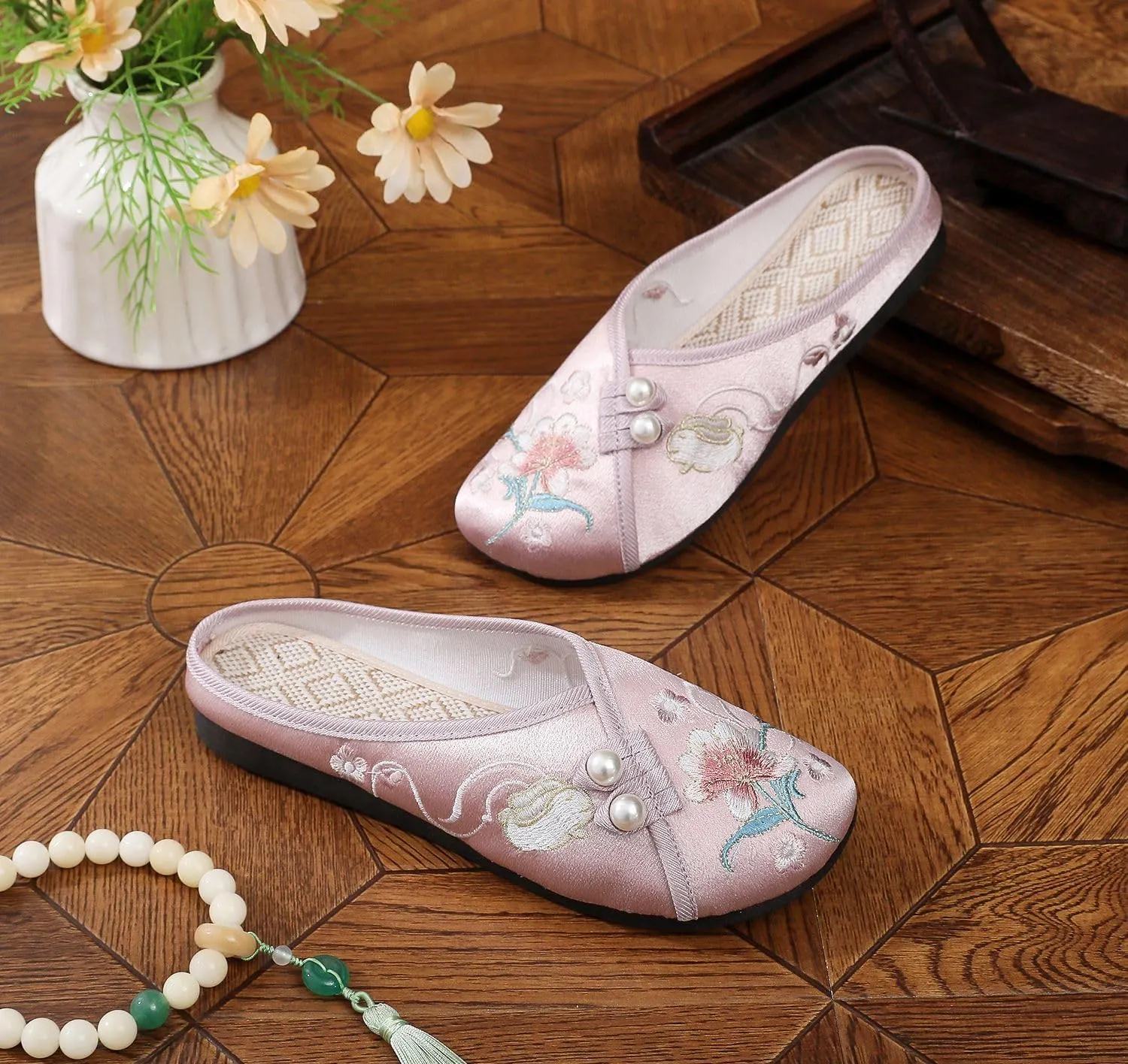 Chinese Slippers for Women Embroidered Mules Slip on - Comfortable Walking Retro Trendy Soft Cute Casual Beach Travel Lightweight Running Standing All Day Business Office Driving Birthday Gifts