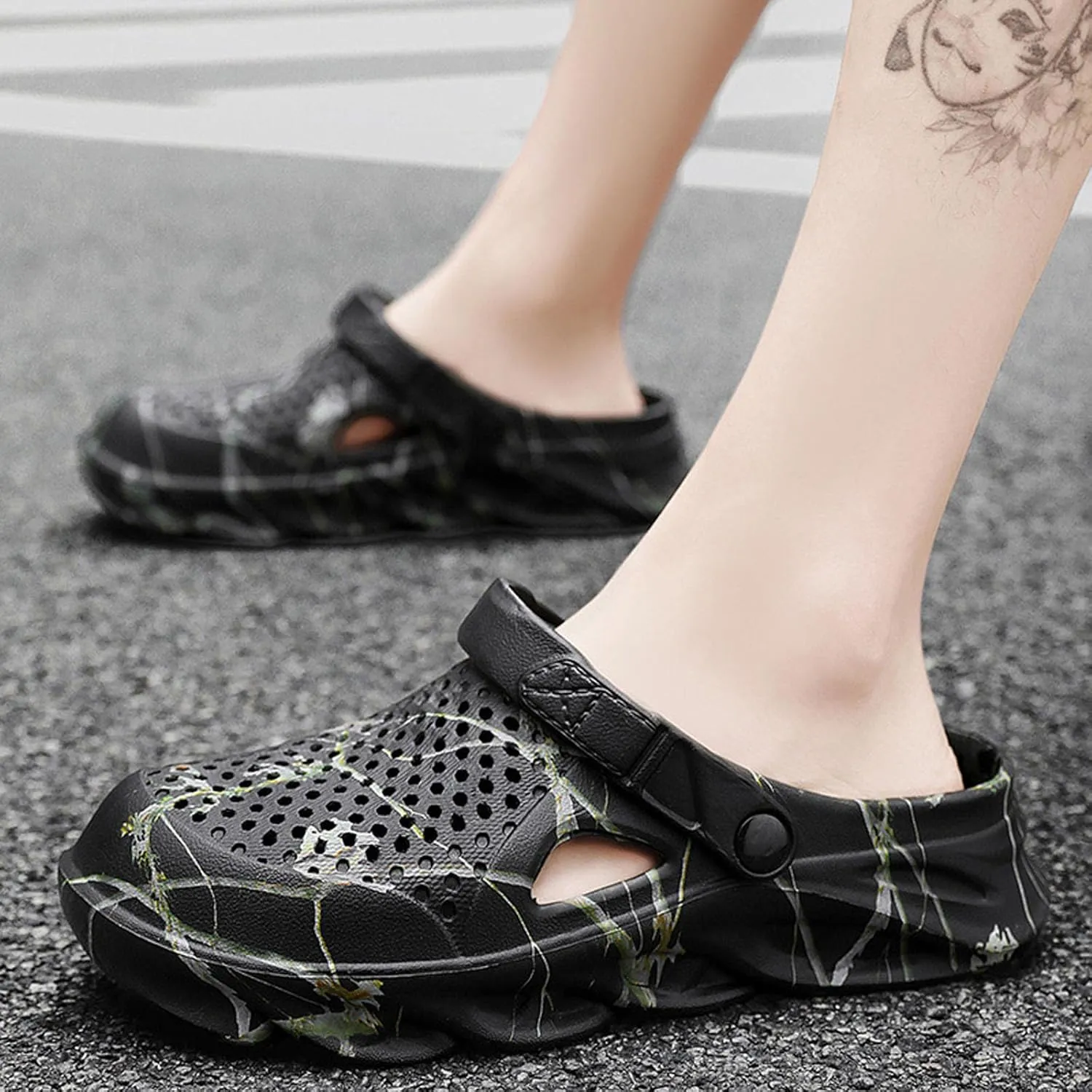 SECHRITE Mens Clogs - Slip-on Garden Shoes Mules for Men - Fashion Outdoor Beach Sandals Cushioned Supportive