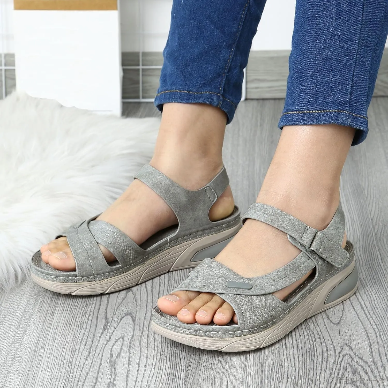 Women's Summer Platform Sandals Comfortable Toe Casual Walking Shoes with Thick Sole for Outdoor Vacation Travel